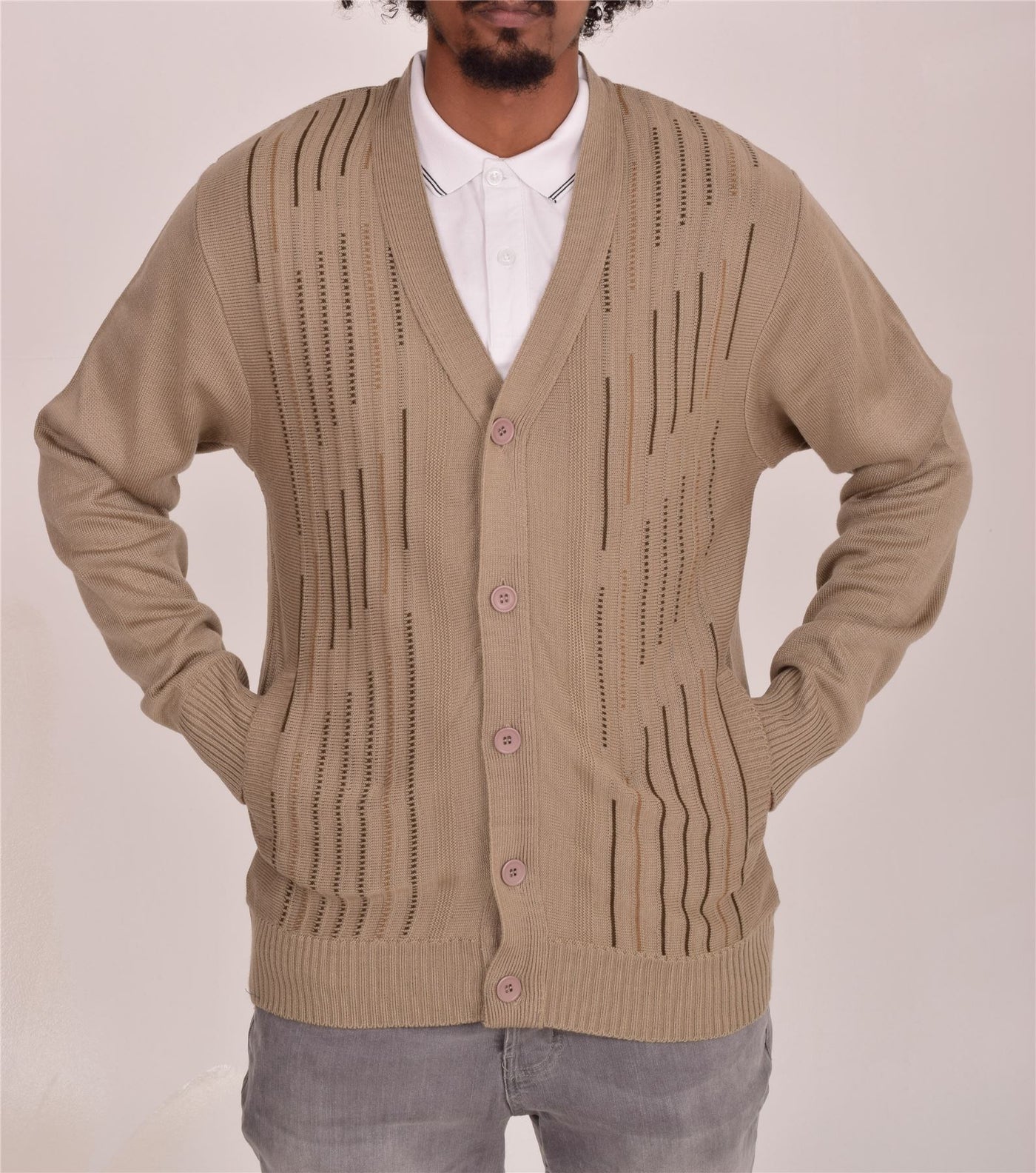 Men's Classic Thick Knitted Cardigan  Button-Up Front Jumper with Two Side Pockets  Winter Knitwear