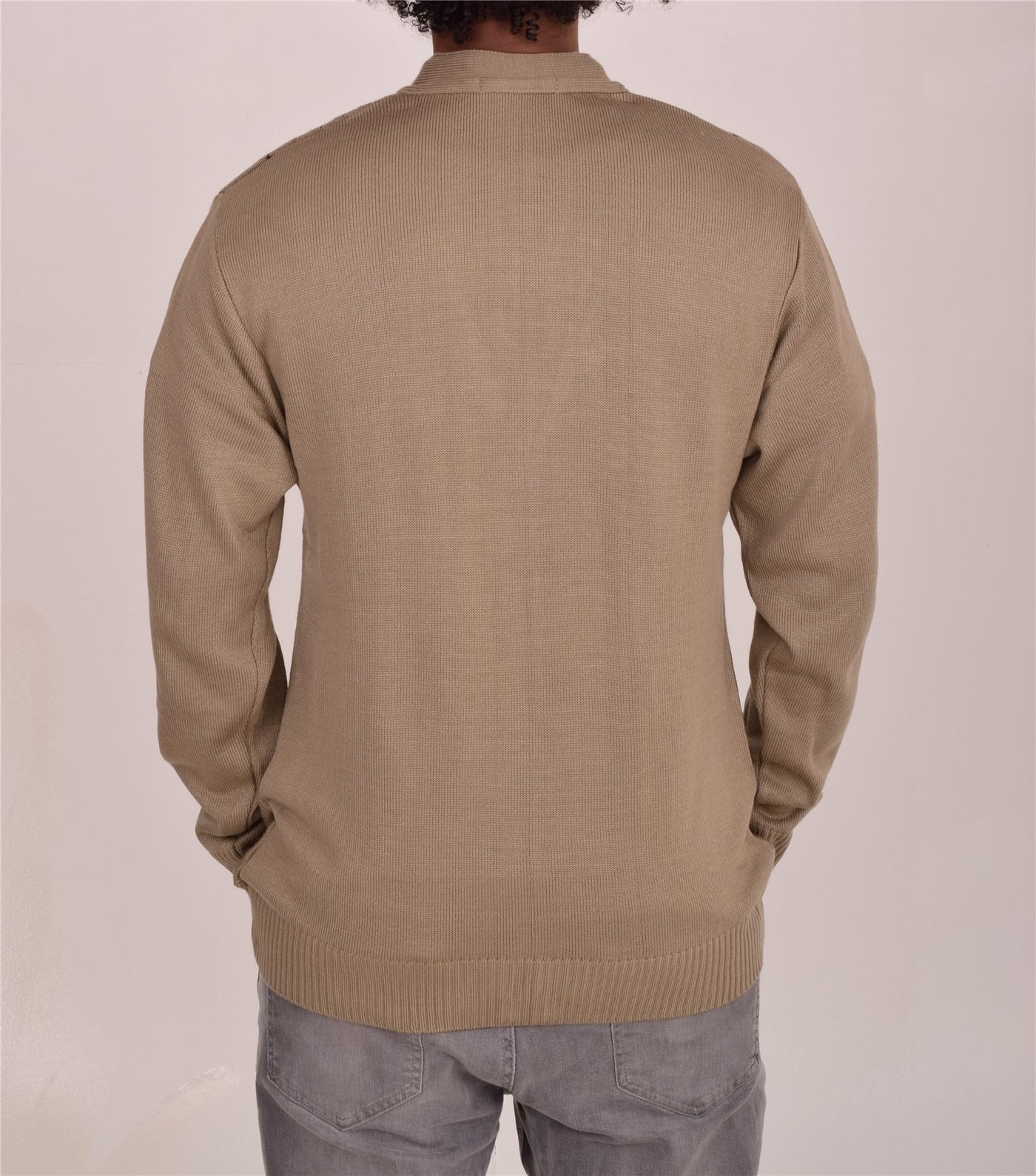 Men's Classic Thick Knitted Cardigan  Button-Up Front Jumper with Two Side Pockets  Winter Knitwear