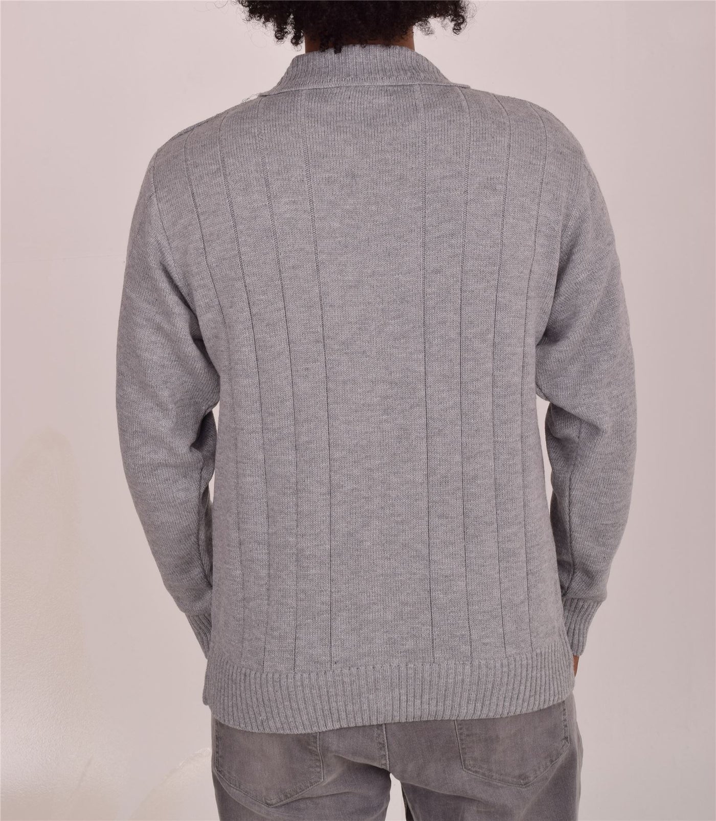 Men's Classic Thick Knitted Cardigan  Full Zip Front Closure Jumper with Pockets and Collared Design  Winter Knitwear