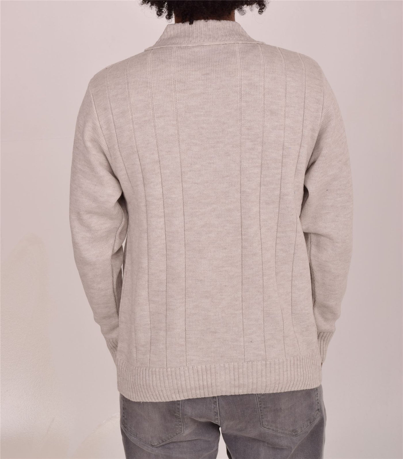 Men's Classic Thick Knitted Cardigan  Full Zip Front Closure Jumper with Pockets and Collared Design  Winter Knitwear
