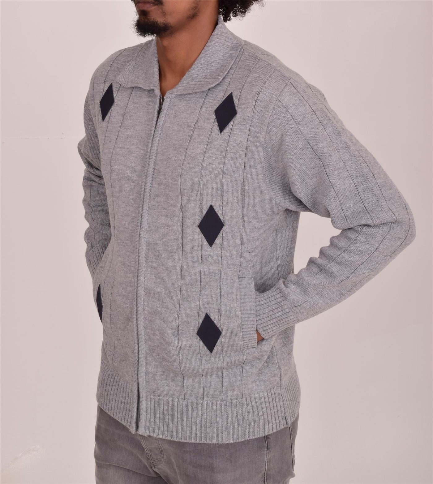 Men's Classic Thick Knitted Cardigan  Full Zip Front Closure Jumper with Pockets and Collared Design  Winter Knitwear