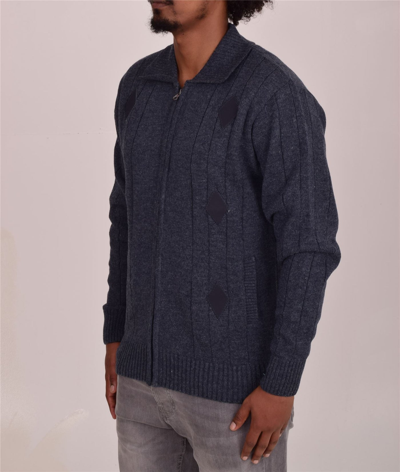 Men's Classic Thick Knitted Cardigan  Full Zip Front Closure Jumper with Pockets and Collared Design  Winter Knitwear